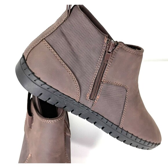 Easy Spirit Chelsea Boots Size 11M Taupe Rubber Soles Inner Zip Slip On NWOB - Picture 4 of 12